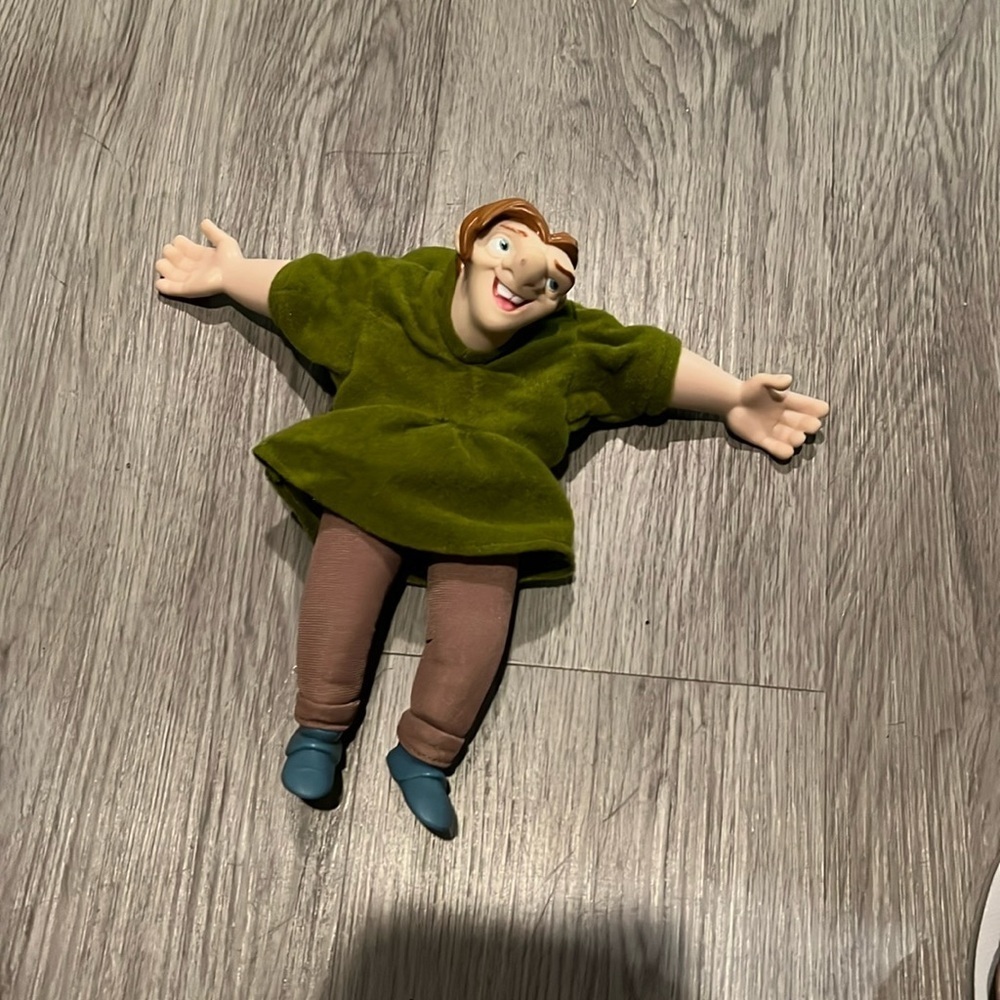 Green Plush Character Toy! Disney Hunchback 🙏💙